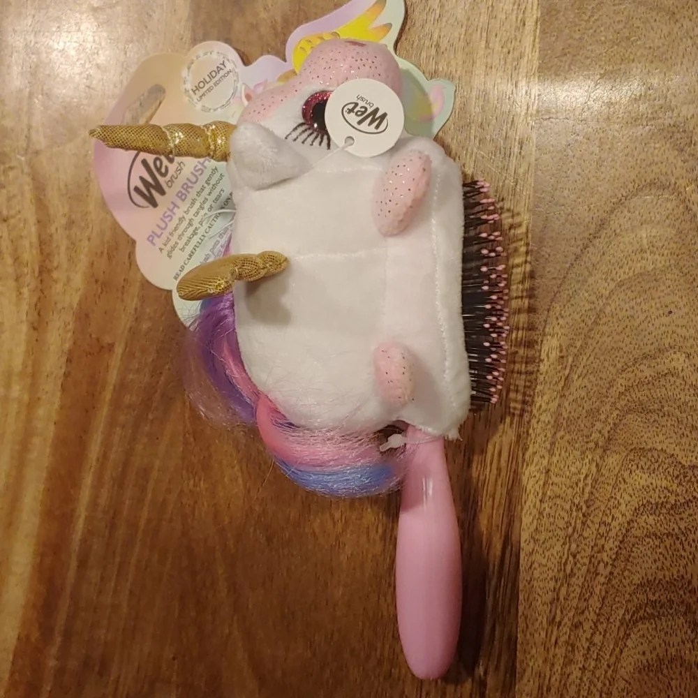 NWT Wet Plush Brush Holiday Limited Edition